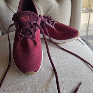New Balance Fuel Core Maroon Athletic Shoe Women's Size 8